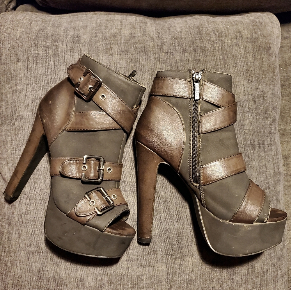 Michael Antonio Heels
